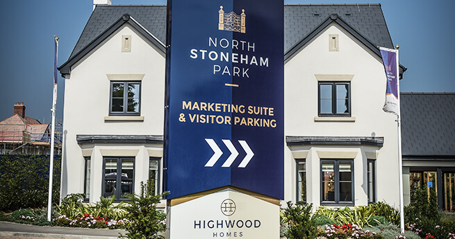 Mackoy Groundworks built marketing suite with sign in front at North Stoneham Park for the Highwood Group